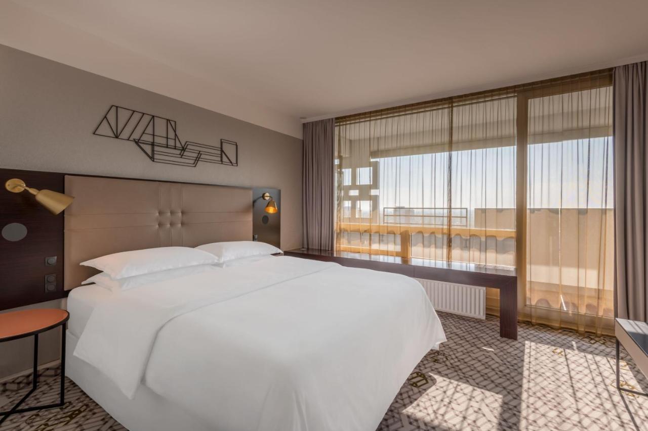 Four Points By Sheraton Munich Arabellapark Exterior photo