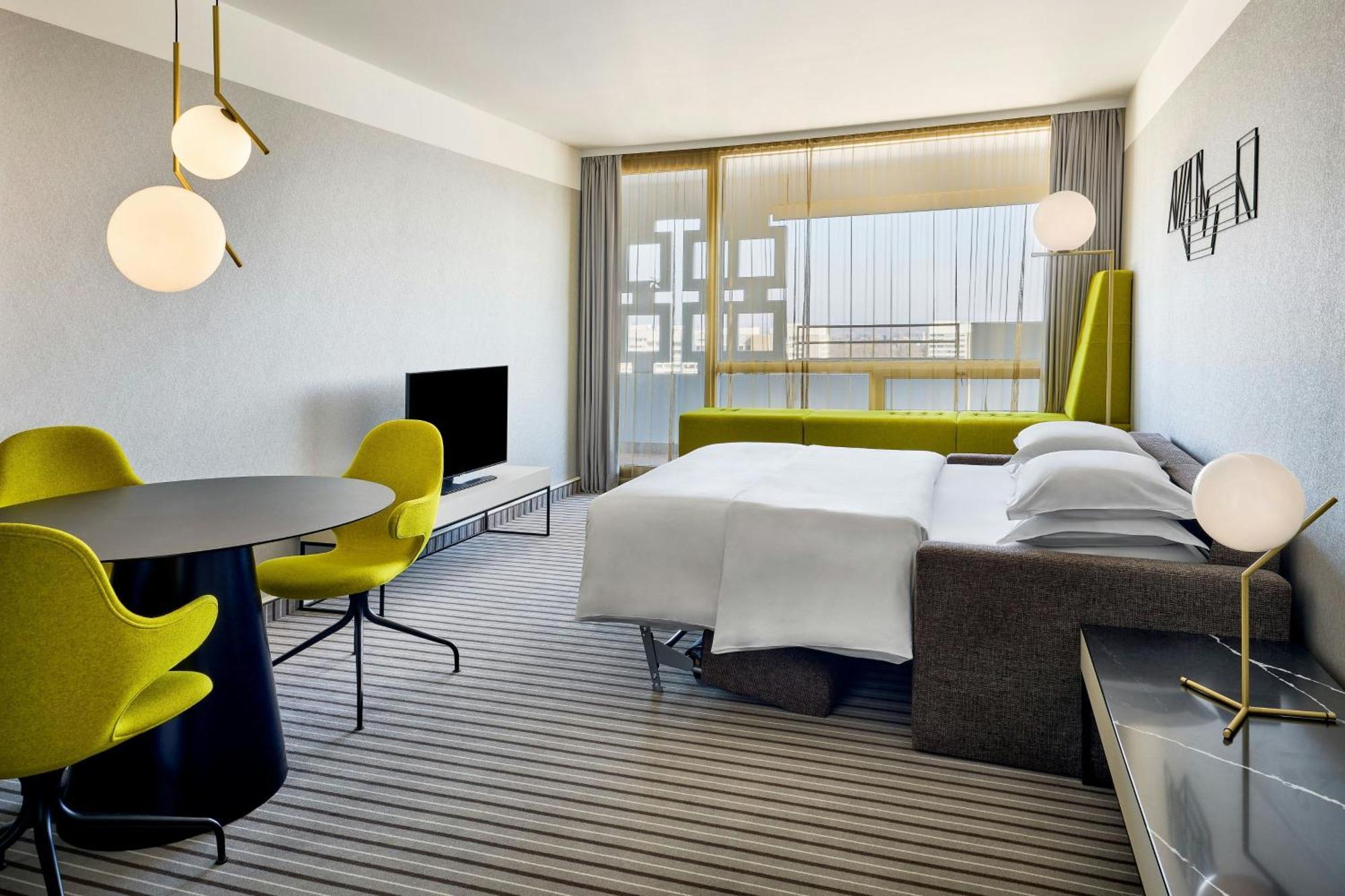 Four Points By Sheraton Munich Arabellapark Exterior photo