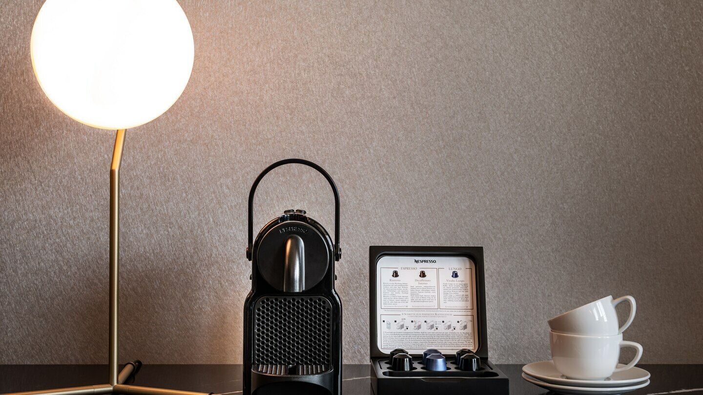 Four Points By Sheraton Munich Arabellapark Room photo