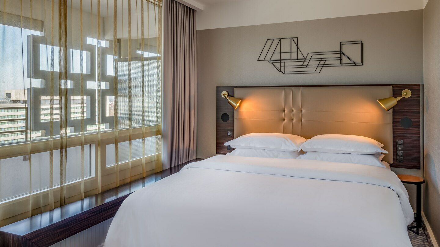 Four Points By Sheraton Munich Arabellapark Room photo