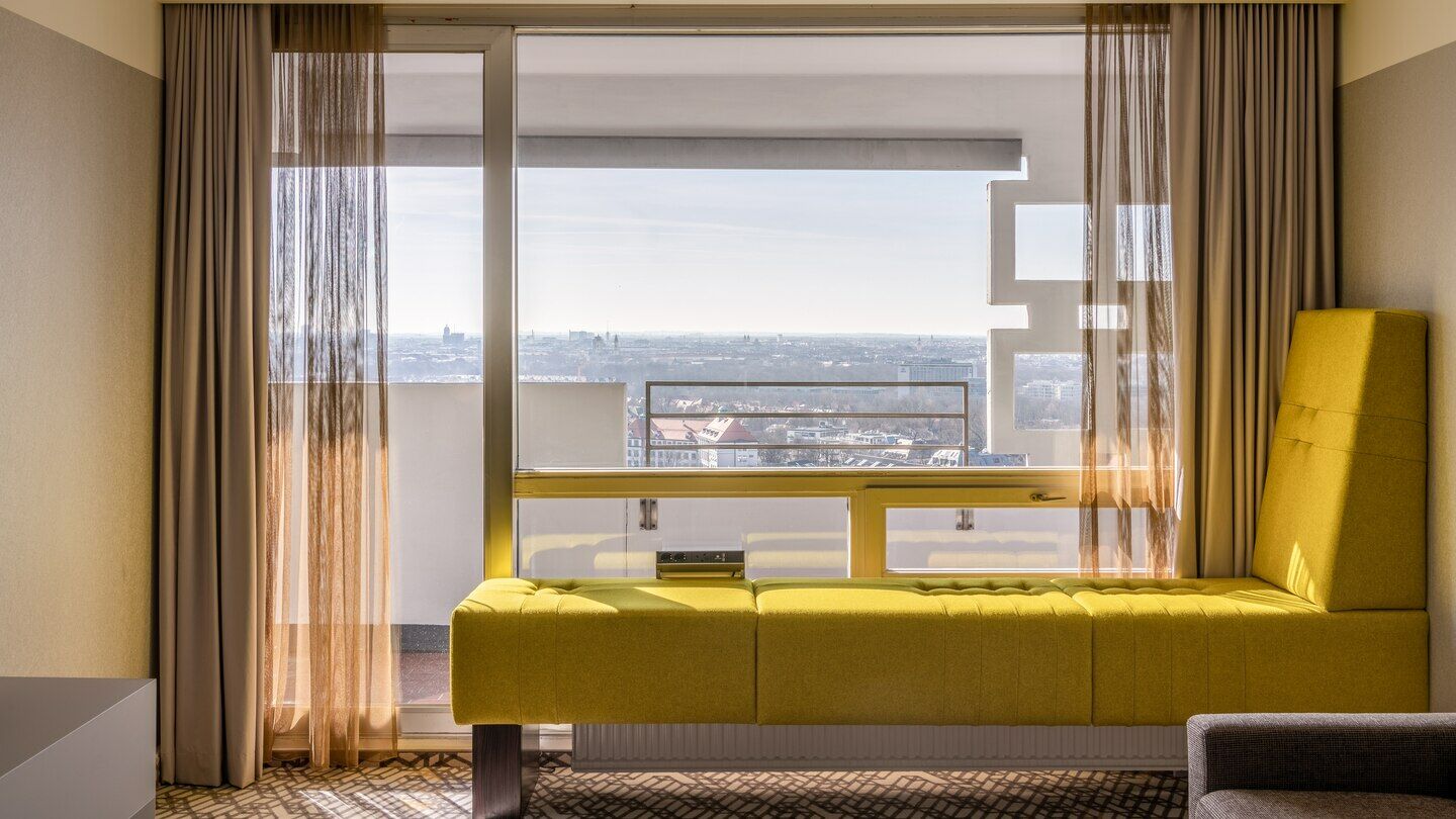 Four Points By Sheraton Munich Arabellapark Room photo
